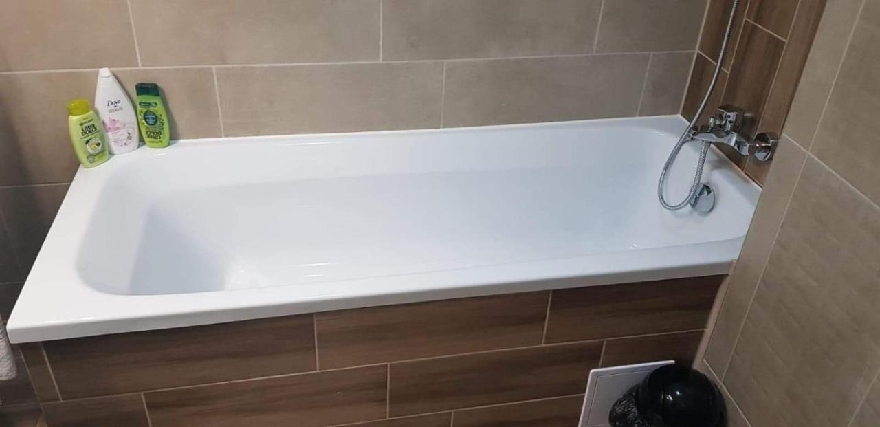 Ferienwohnung Apartament Modern Ioan Popasu Brașov Exterior foto