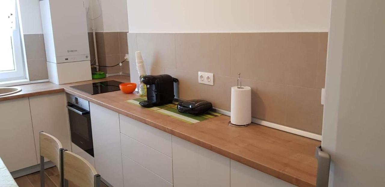 Ferienwohnung Apartament Modern Ioan Popasu Brașov Exterior foto